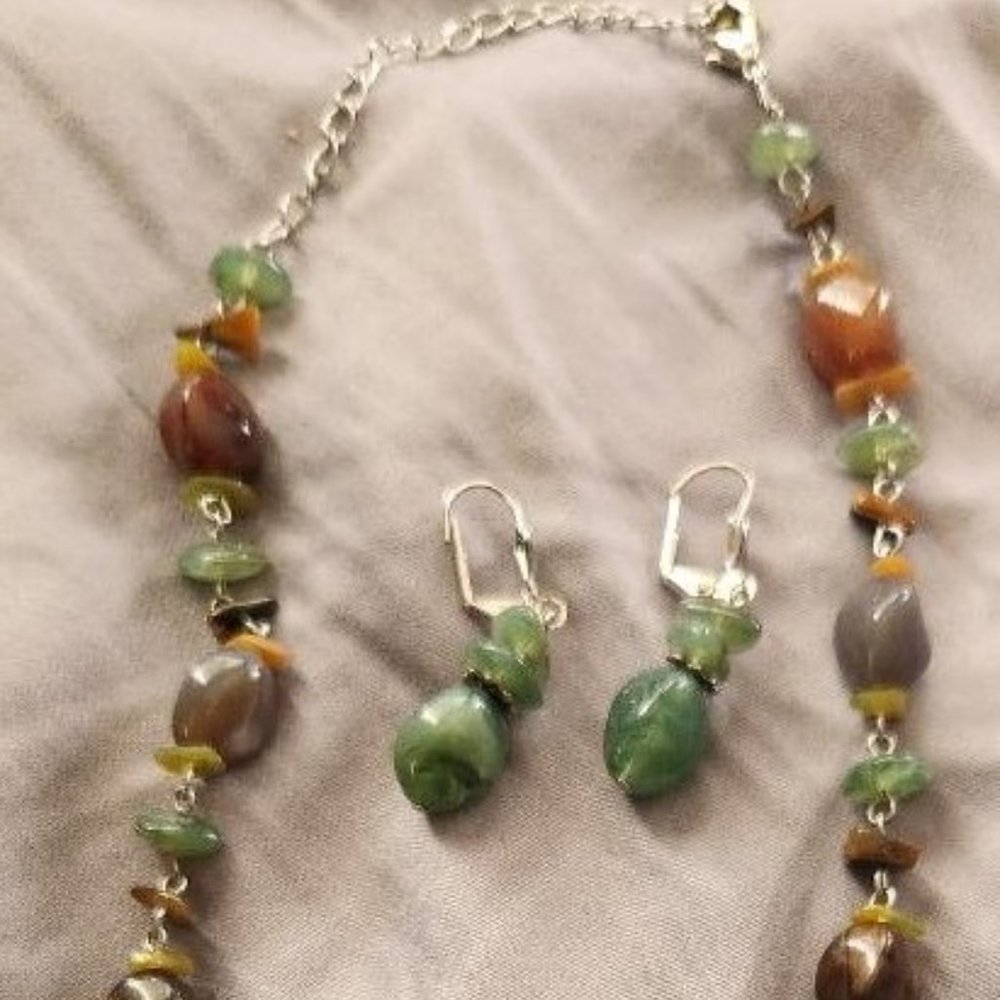 Necklace and earrings.  Earth tone acrylic 18-20" adjustable